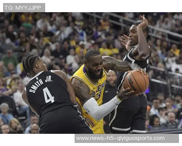 詹姆斯盛赞马克西热爱比赛称过去夏天共同训练收获颇丰 詹姆斯盛赞马克西热爱比赛称过去夏天共同训练收获颇丰